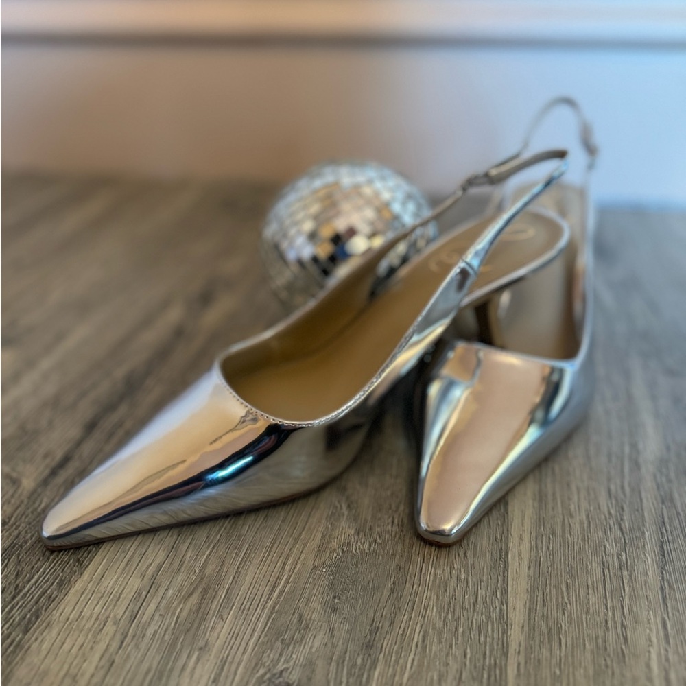 NIB Sam Edelman Bianka Slingback in Silver Sz 9.5 - Picture 3 of 6